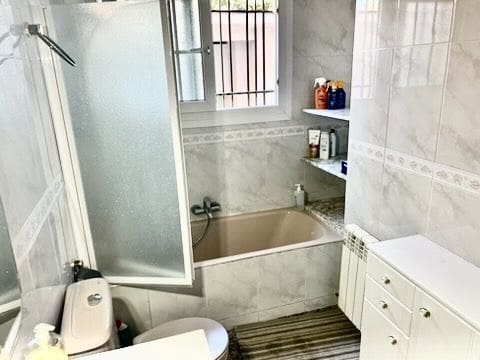4 soveværelse Villa til leje i L'Eliana med swimmingpool - € 2.300 (Ref: 9172524)