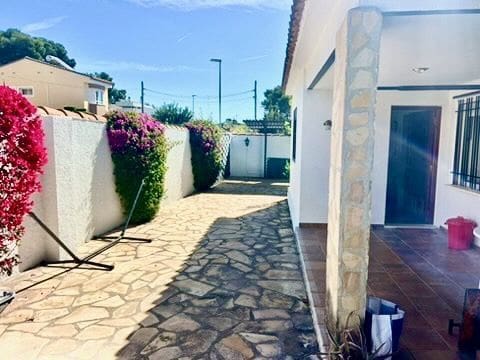 4 soveværelse Villa til leje i L'Eliana med swimmingpool - € 2.300 (Ref: 9172524)