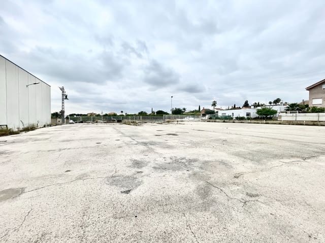 Rakentamaton maa myytävänä paikassa San Antonio de Benagéber - 550 000 € (Ref: 9172530)