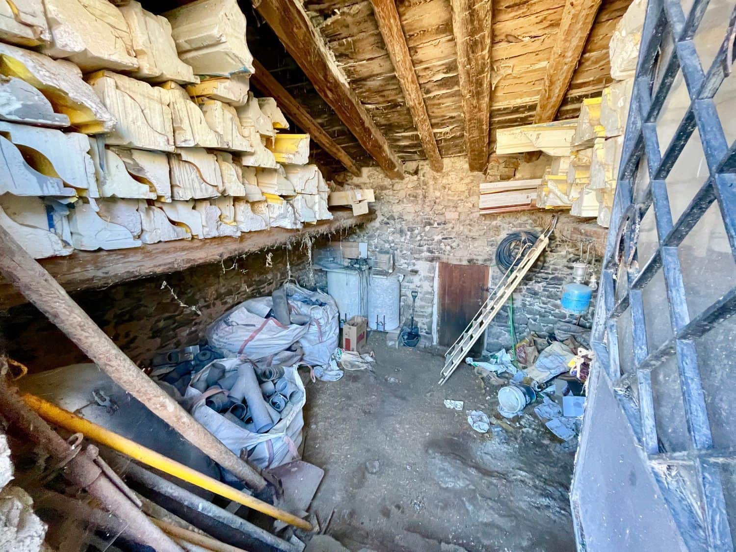 3 soveværelse Semi-Rækkehus til salg i Alcala de la Selva - € 69.000 (Ref: 9172535)