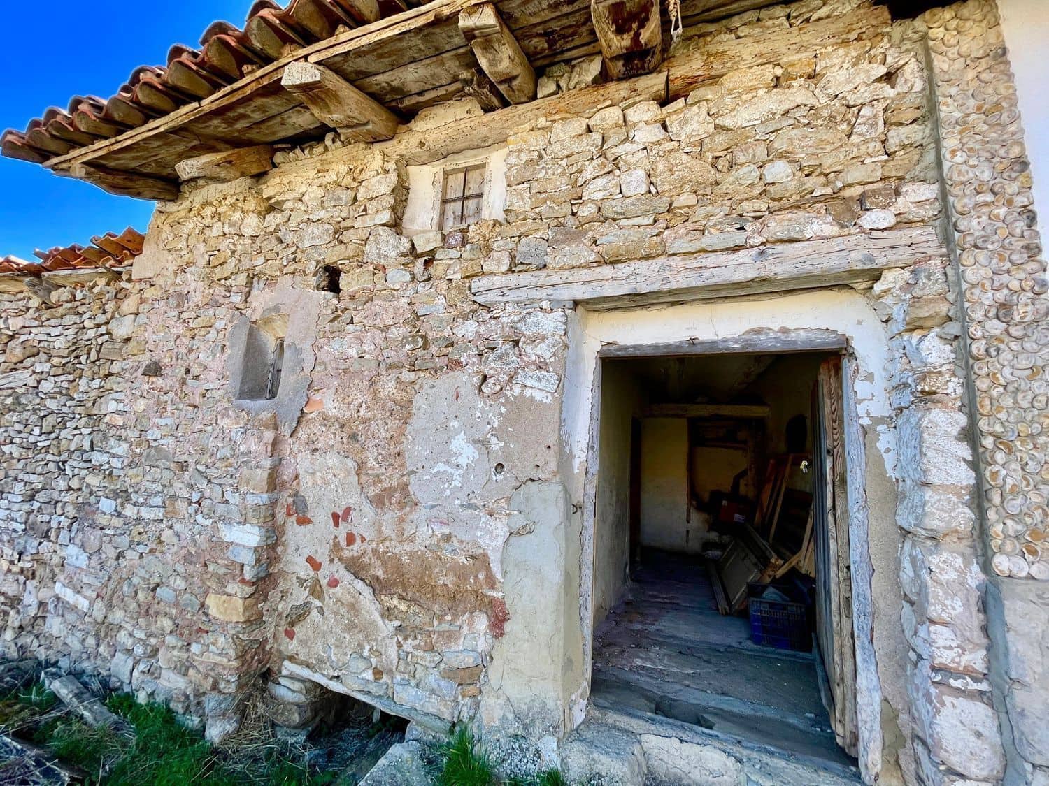 3 soveværelse Semi-Rækkehus til salg i Alcala de la Selva - € 69.000 (Ref: 9172535)