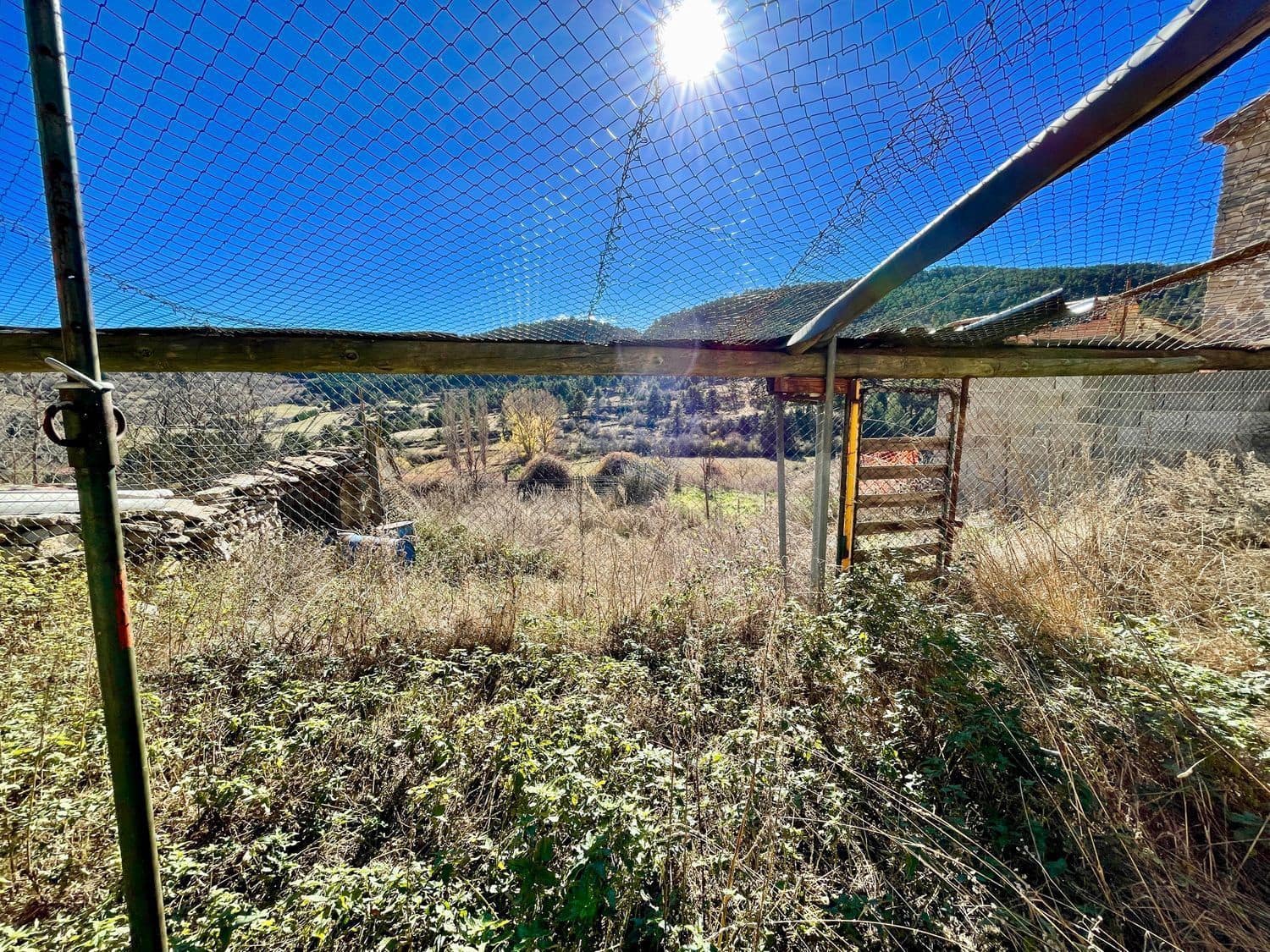 3 soveværelse Semi-Rækkehus til salg i Alcala de la Selva - € 69.000 (Ref: 9172535)