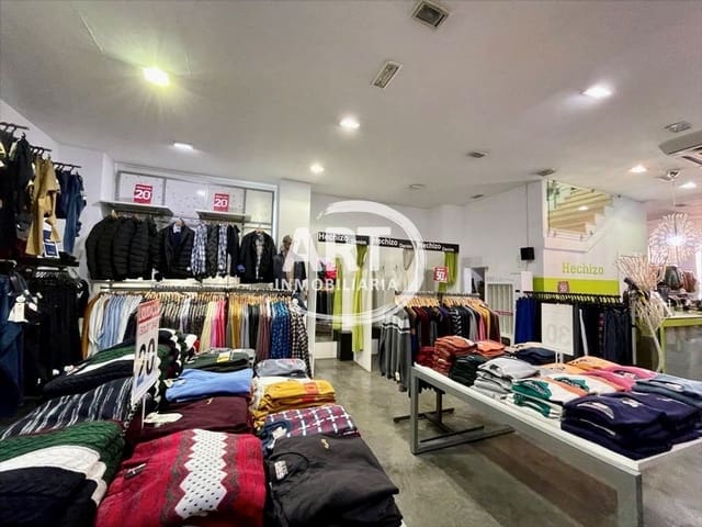 1 bedroom Commercial for sale in Manises - € 360,000 (Ref: 9172538)