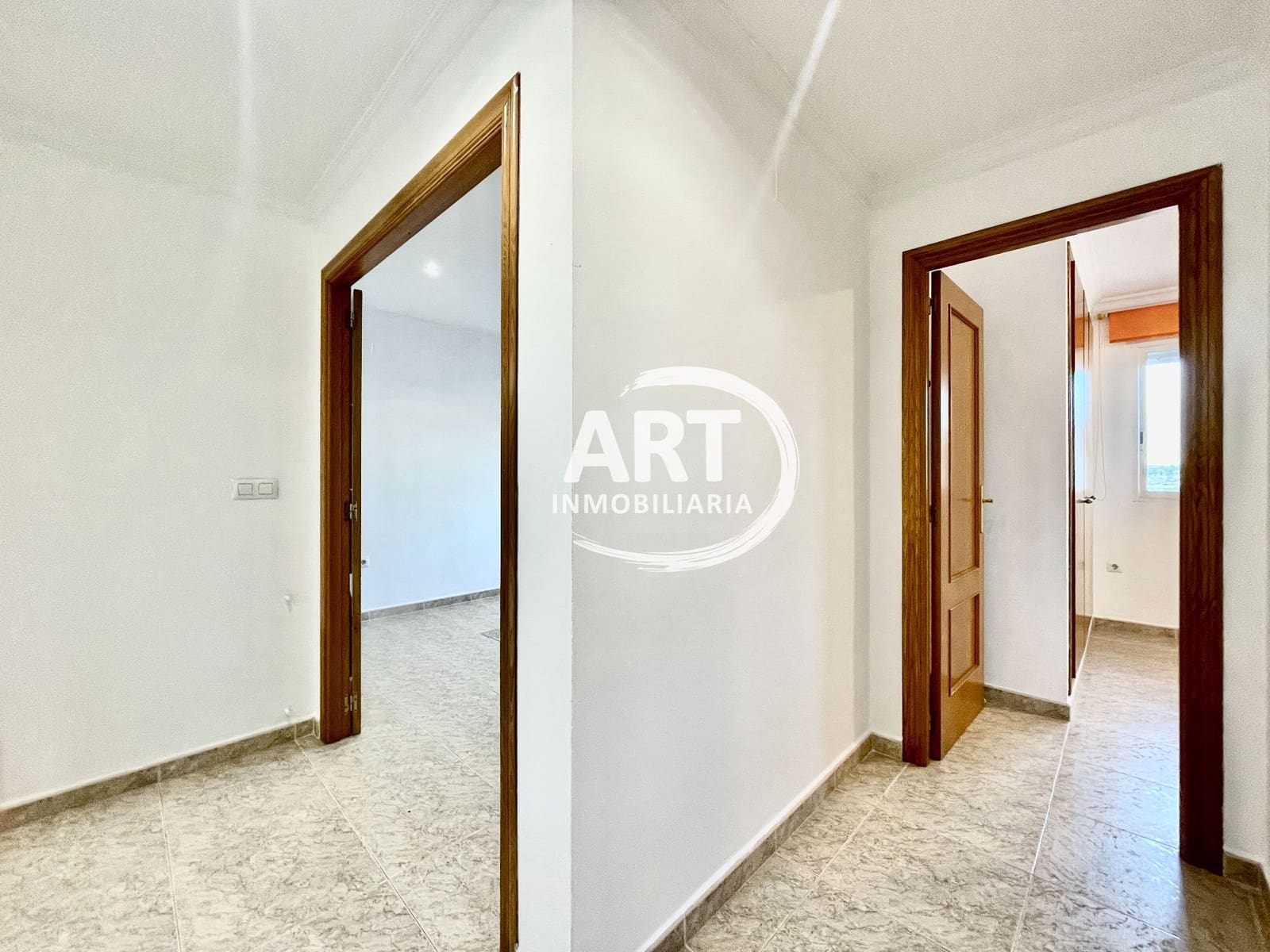 3 bedroom Flat for rent in San Antonio de Benageber with garage - € 1,200 (Ref: 9193526)