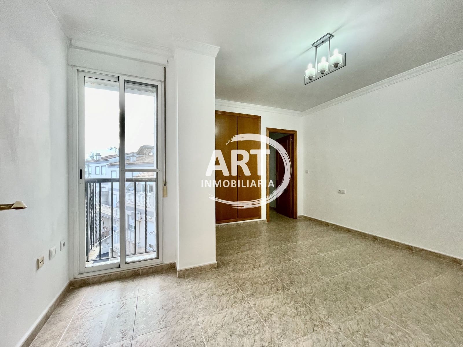 3 bedroom Flat for rent in San Antonio de Benageber with garage - € 1,200 (Ref: 9193526)