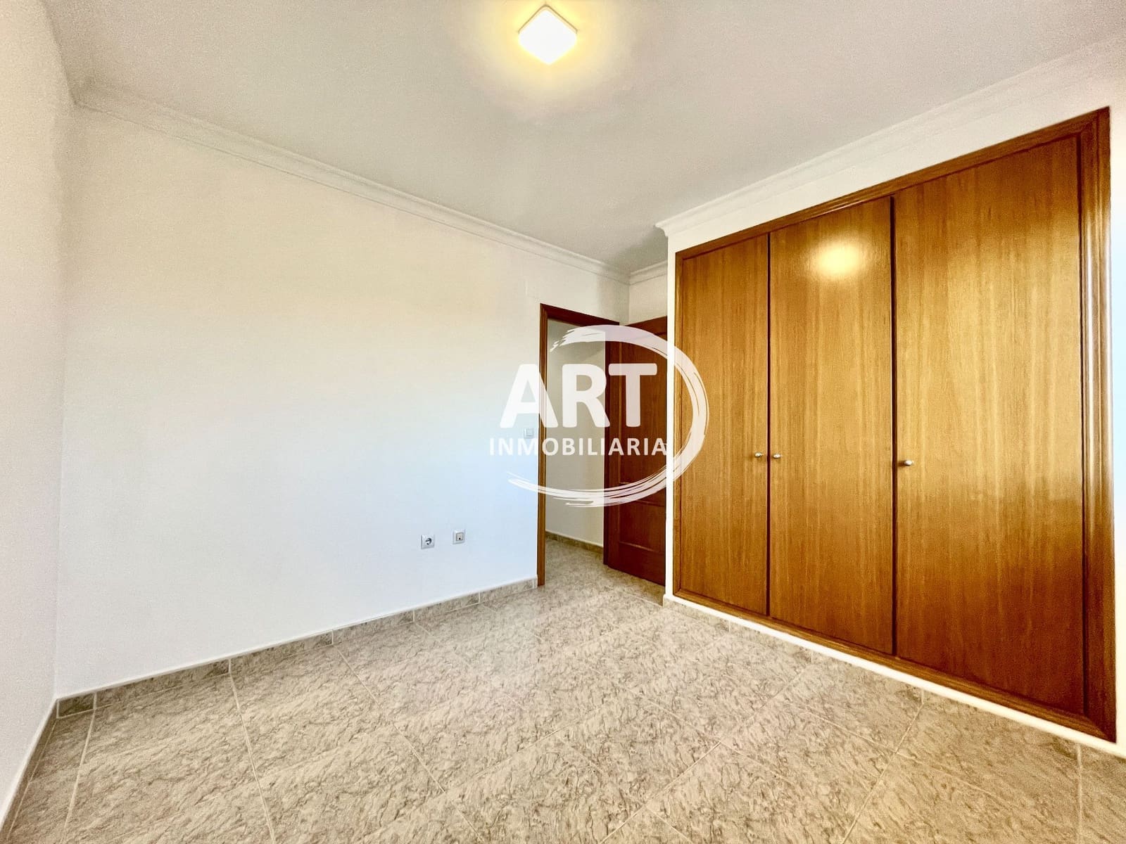 3 bedroom Flat for rent in San Antonio de Benageber with garage - € 1,200 (Ref: 9193526)