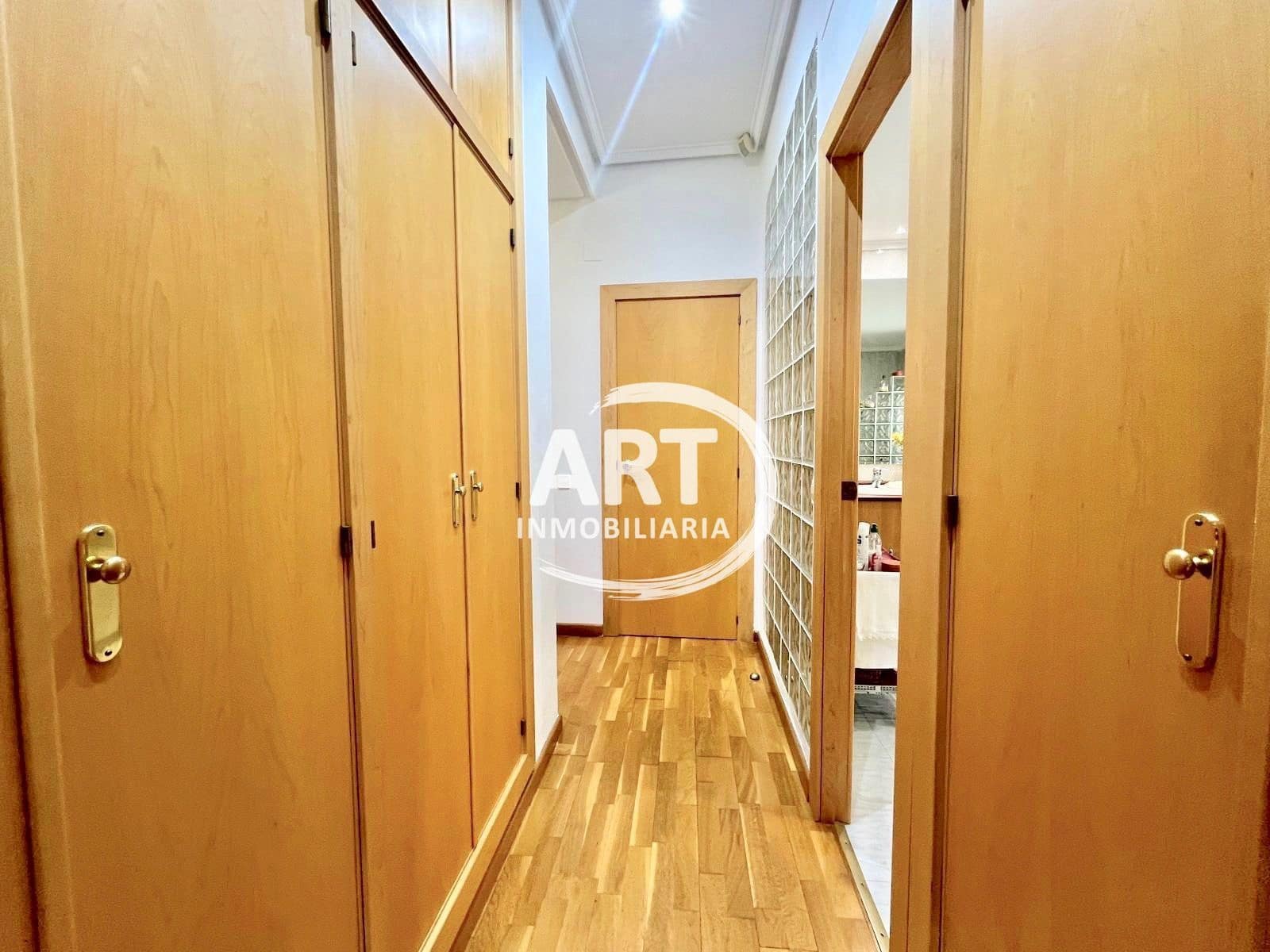 4 soverom Villa til salgs i L'Eliana med svømmebasseng garasje - € 720 000 (Ref: 9204231)