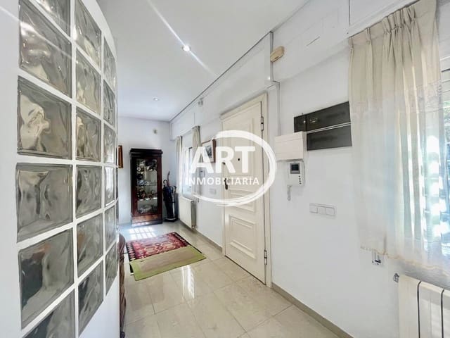 4 soverom Villa til salgs i L'Eliana med svømmebasseng garasje - € 720 000 (Ref: 9204231)