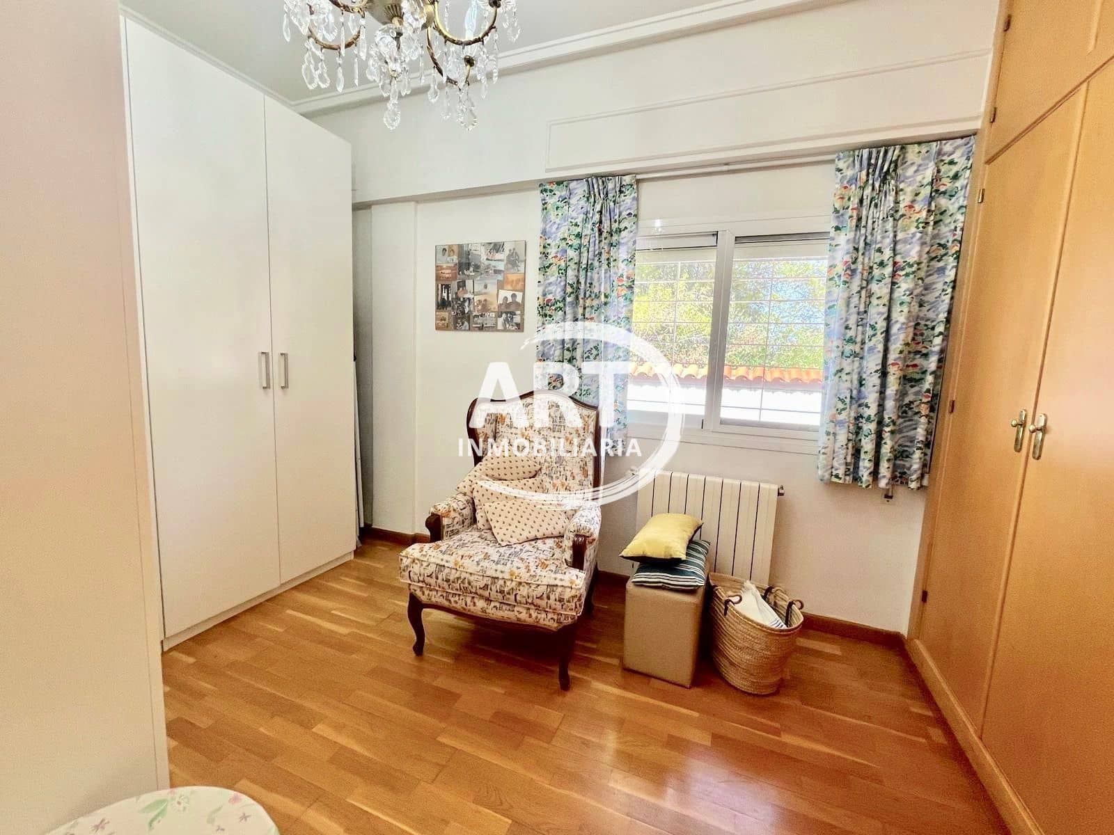 4 soverom Villa til salgs i L'Eliana med svømmebasseng garasje - € 720 000 (Ref: 9204231)