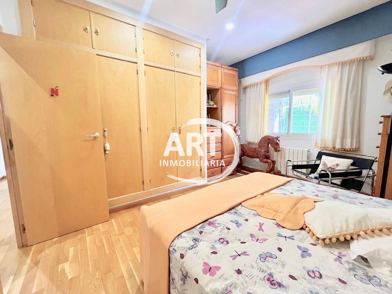 4 soverom Villa til salgs i L'Eliana med svømmebasseng garasje - € 720 000 (Ref: 9204231)