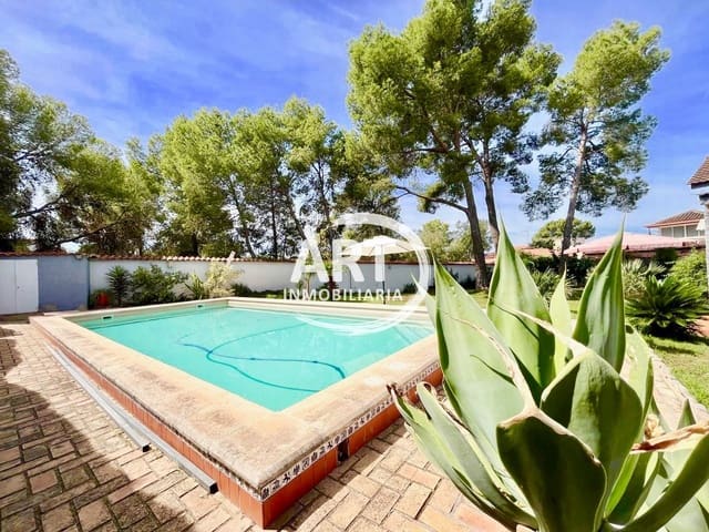 4 soverom Villa til salgs i L'Eliana med svømmebasseng garasje - € 720 000 (Ref: 9204231)