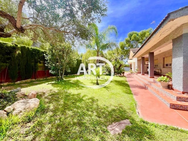 4 soverom Villa til salgs i L'Eliana med svømmebasseng garasje - € 720 000 (Ref: 9204231)