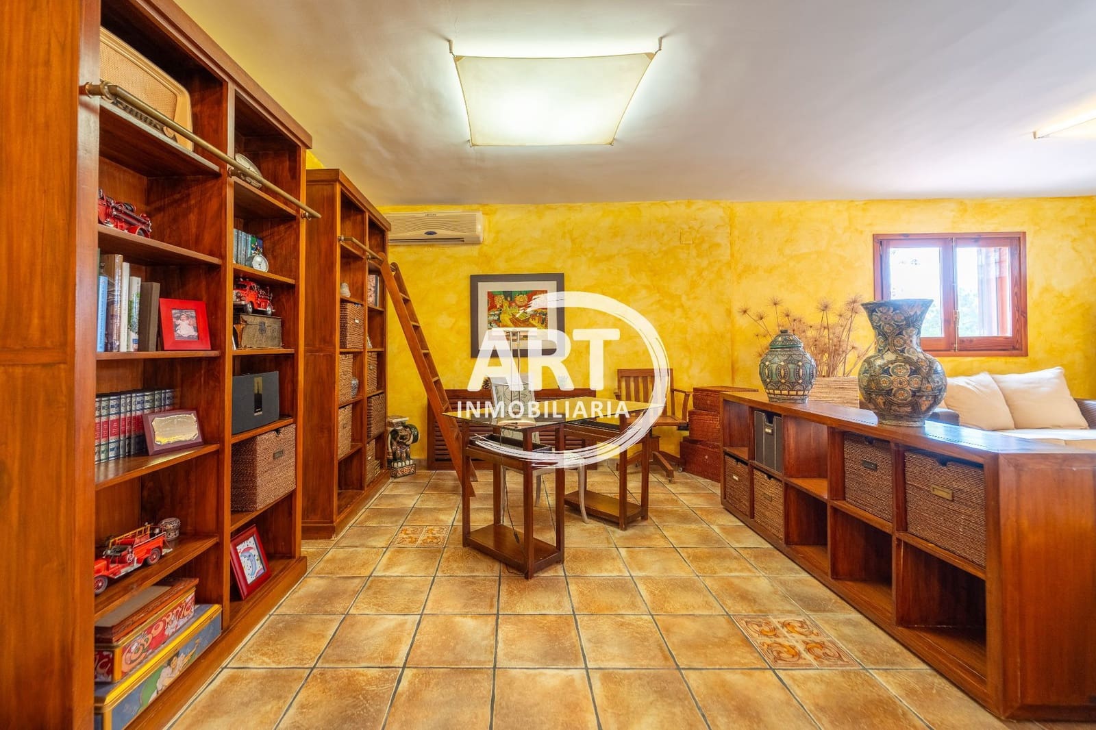 5 soverom Villa til salgs i Naquera med svømmebasseng garasje - € 945 000 (Ref: 9219706)