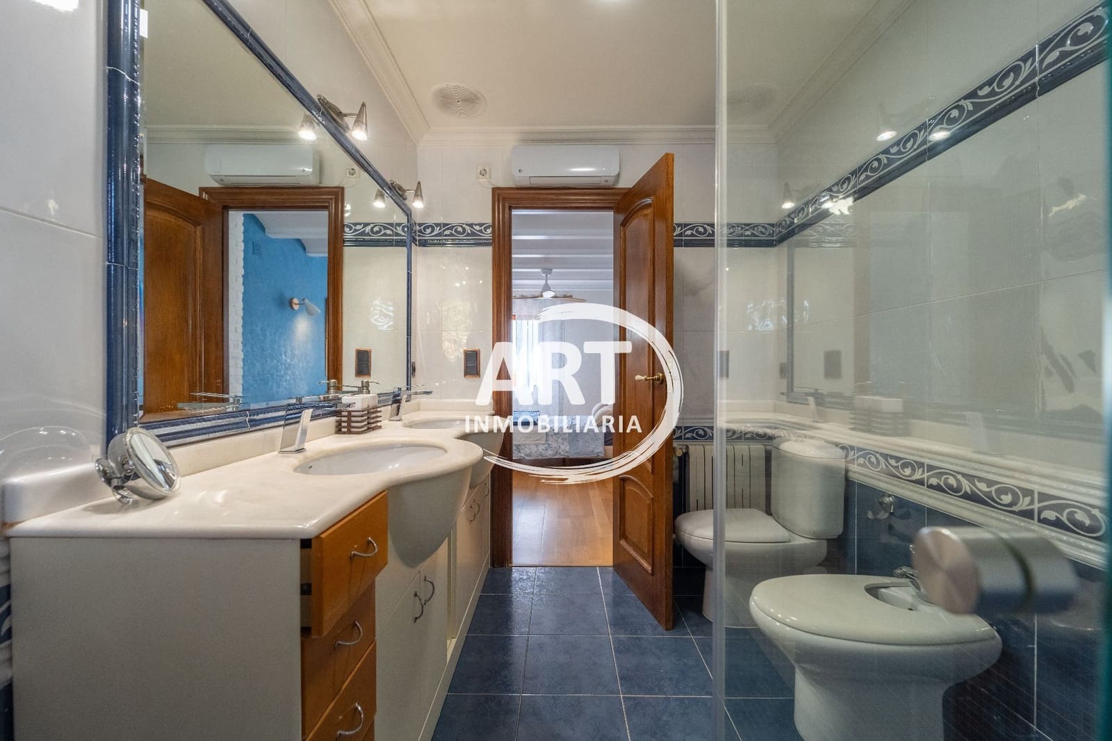 5 soverom Villa til salgs i Naquera med svømmebasseng garasje - € 945 000 (Ref: 9219706)