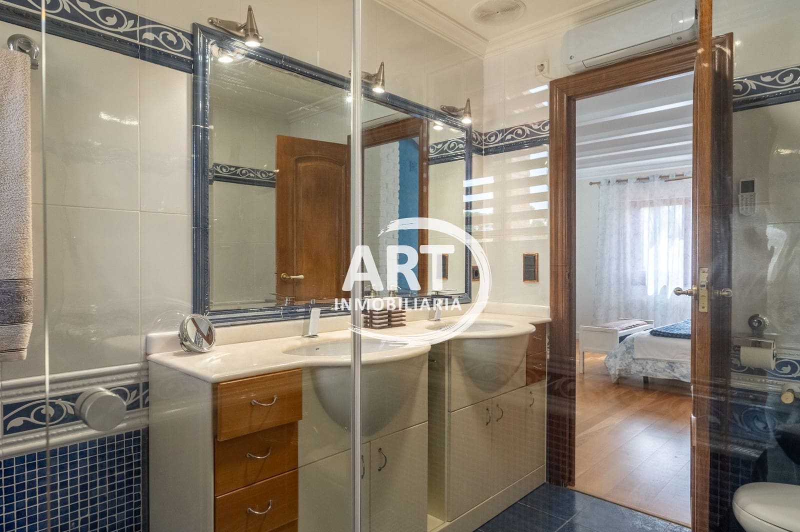 5 soverom Villa til salgs i Naquera med svømmebasseng garasje - € 945 000 (Ref: 9219706)