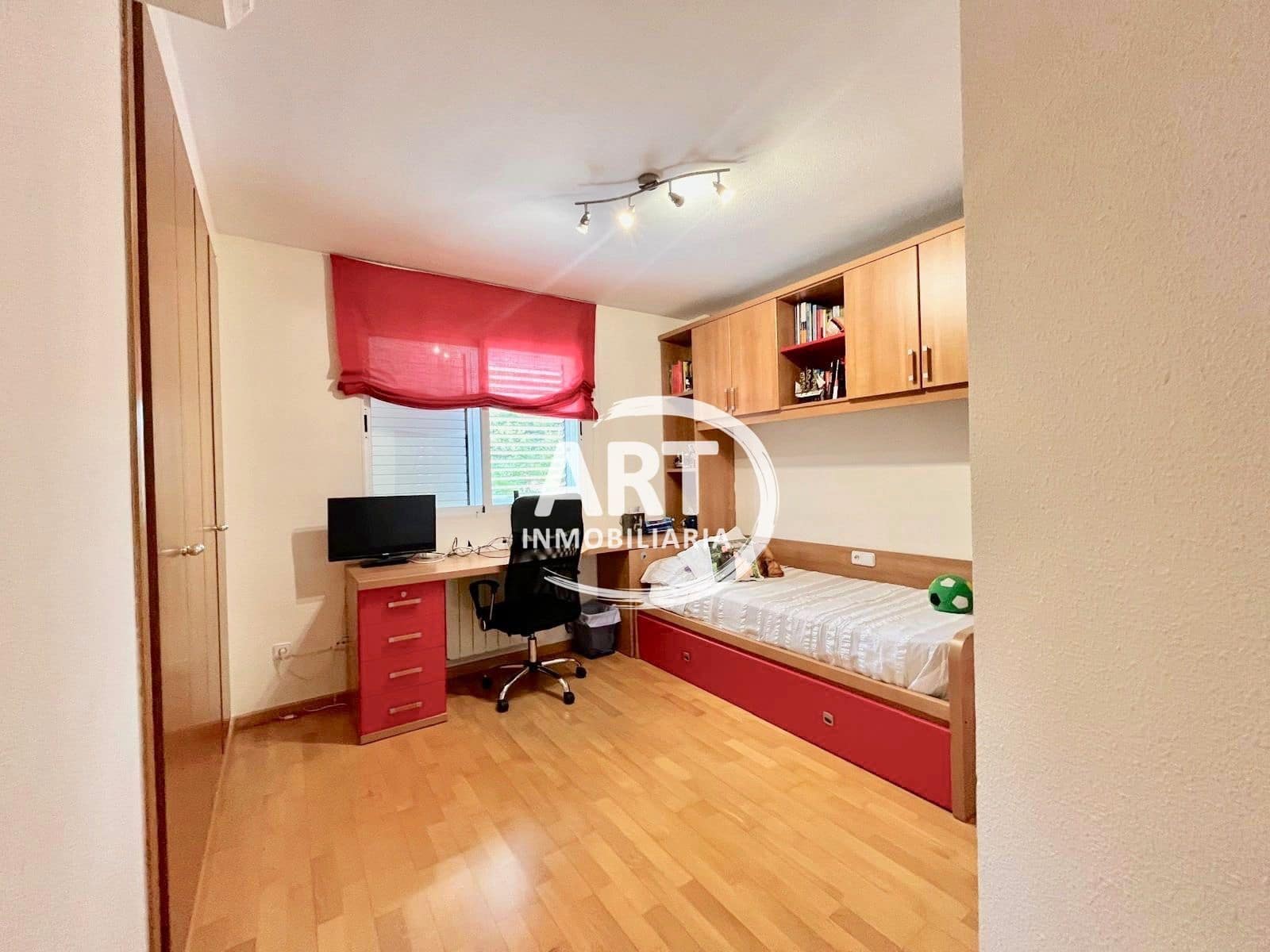 3 sovrum Semi-fristående Villa till salu i Betera med pool garage - 520 000 € (Ref: 9226195)