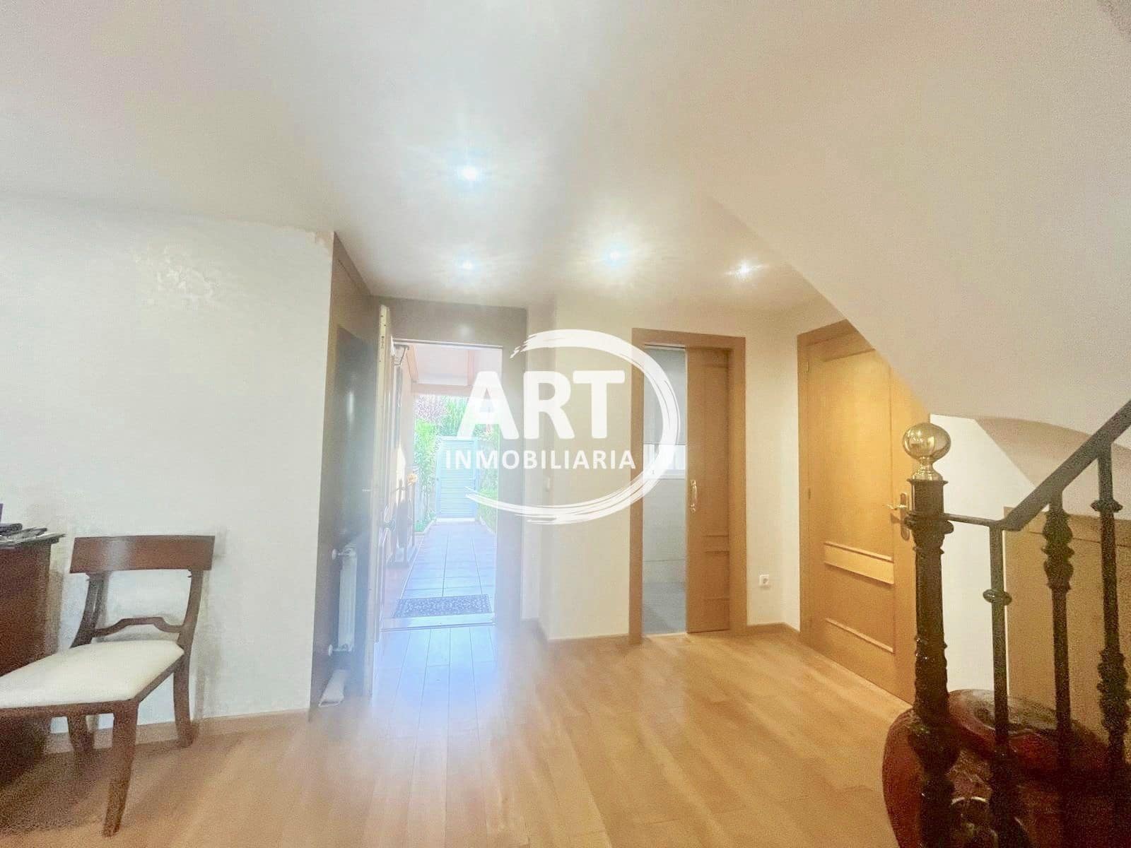 3 sovrum Semi-fristående Villa till salu i Betera med pool garage - 520 000 € (Ref: 9226195)