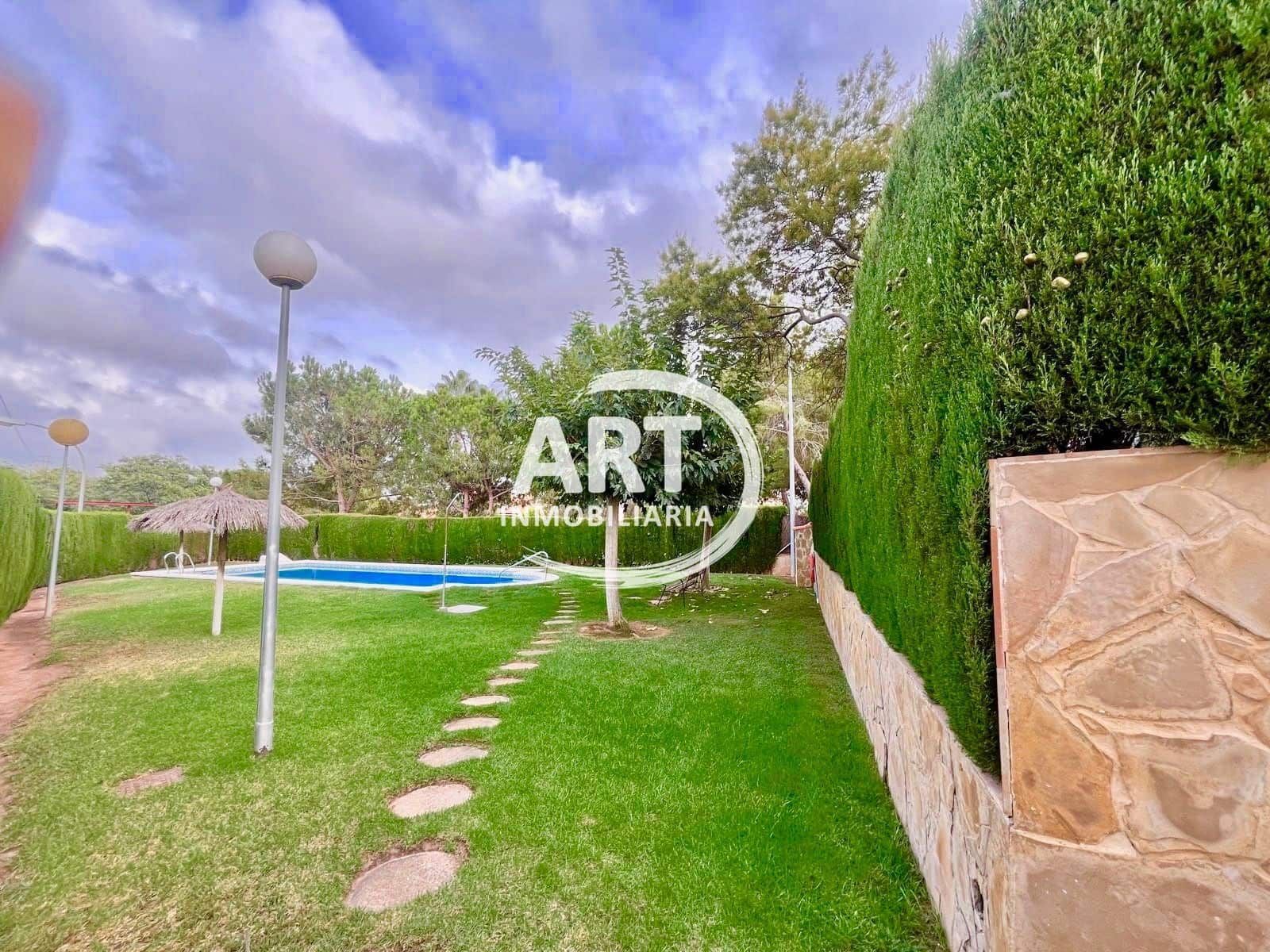 3 sovrum Semi-fristående Villa till salu i Betera med pool garage - 520 000 € (Ref: 9226195)