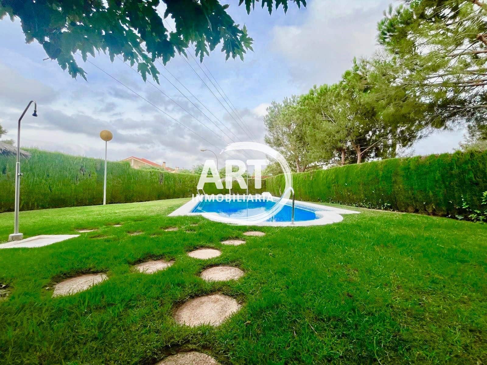 3 sovrum Semi-fristående Villa till salu i Betera med pool garage - 520 000 € (Ref: 9226195)