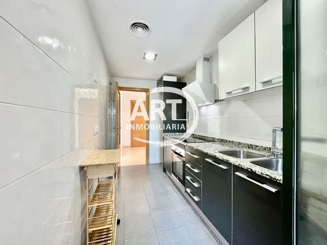 2 slaapkamer Flat te koop in La Pobla de Vallbona met zwembad garage - € 280.000 (Ref: 9232272)