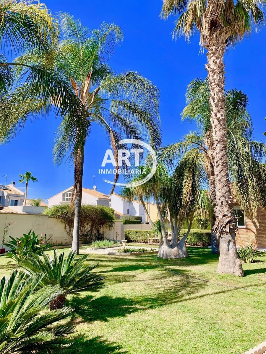 6 chambre Villa/Maison à vendre à San Antonio de Benageber avec piscine garage - 1 290 000 € (Ref: 9235982)