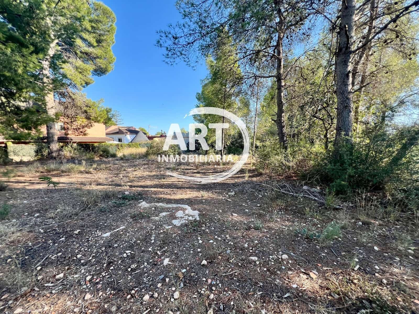 Teren niezagospodarowany na sprzedaż w Olocau - 200 000 € (Ref: 9280888)