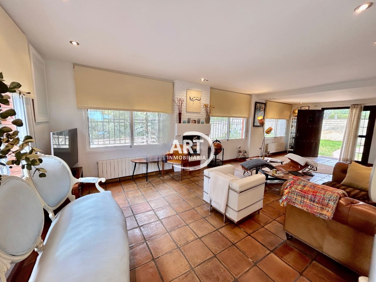 3 soverom Villa til salgs i San Antonio de Benageber - € 565 000 (Ref: 9280889)