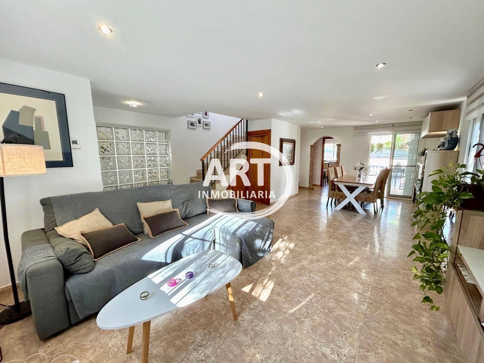 3 soverom Villa til salgs i La Pobla de Vallbona med svømmebasseng garasje - € 425 000 (Ref: 9280890)