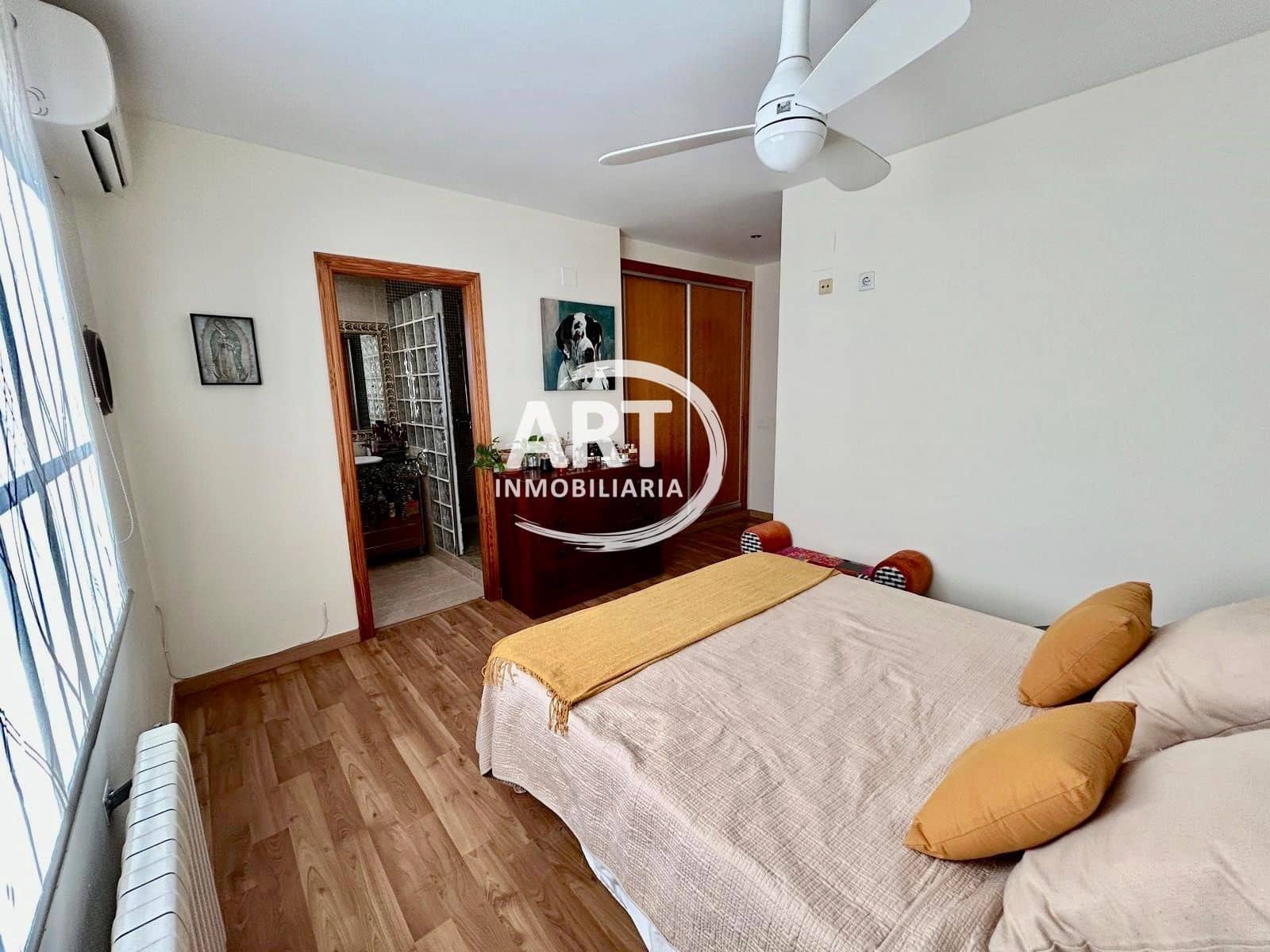 3 soverom Villa til salgs i La Pobla de Vallbona med svømmebasseng garasje - € 425 000 (Ref: 9280890)