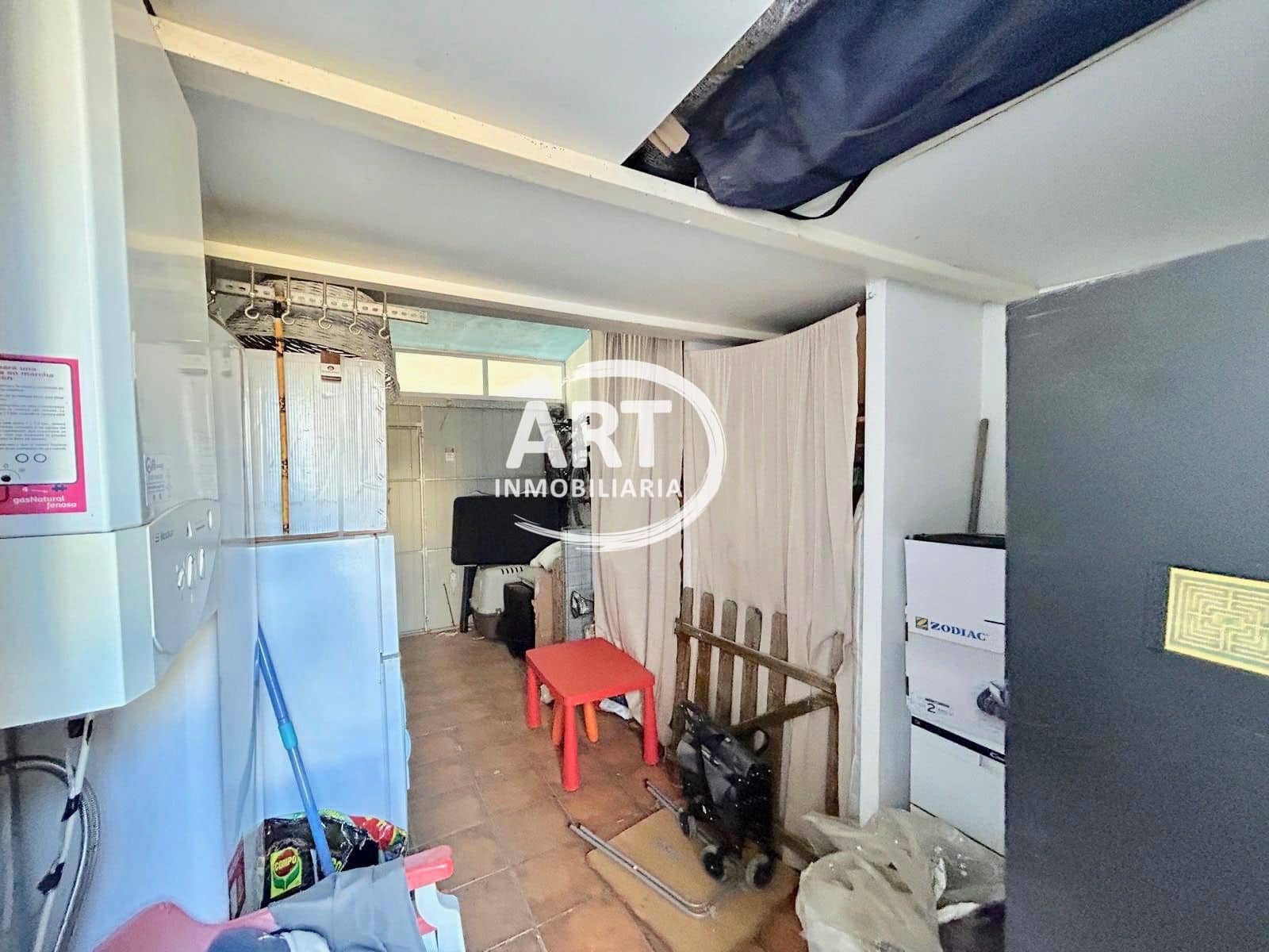 3 soverom Villa til salgs i La Pobla de Vallbona med svømmebasseng garasje - € 425 000 (Ref: 9280890)