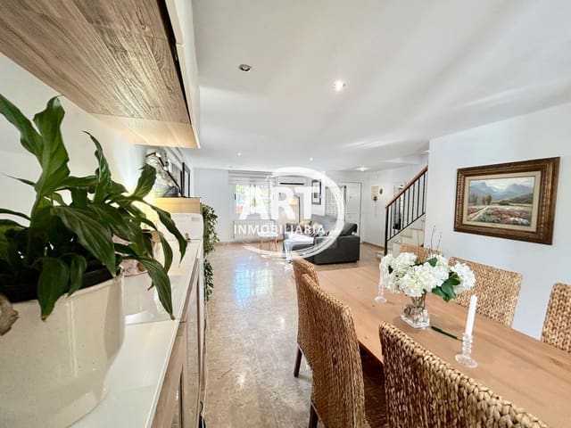 3 soverom Villa til salgs i La Pobla de Vallbona med svømmebasseng garasje - € 425 000 (Ref: 9280890)