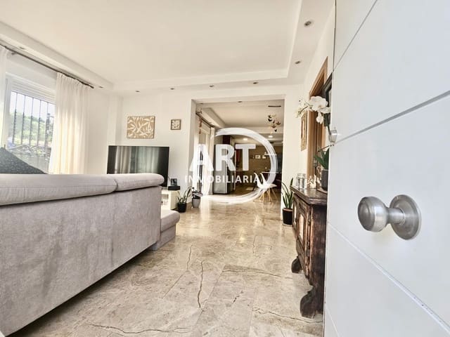 4 sovrum Villa till salu i Bétera med pool garage - 700 000 € (Ref: 9303051)