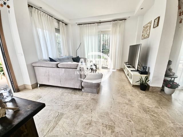 4 sovrum Villa till salu i Bétera med pool garage - 700 000 € (Ref: 9303051)