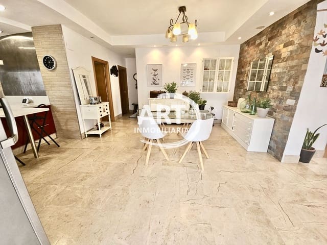 4 sovrum Villa till salu i Bétera med pool garage - 700 000 € (Ref: 9303051)