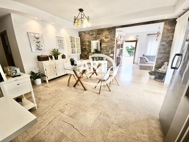 4 sovrum Villa till salu i Bétera med pool garage - 700 000 € (Ref: 9303051)