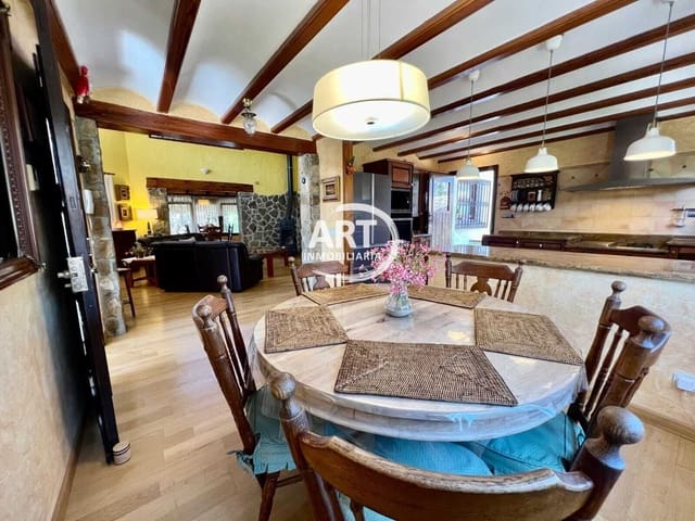 4 soverom Villa til salgs i L'Eliana med svømmebasseng garasje - € 1 260 000 (Ref: 9310475)