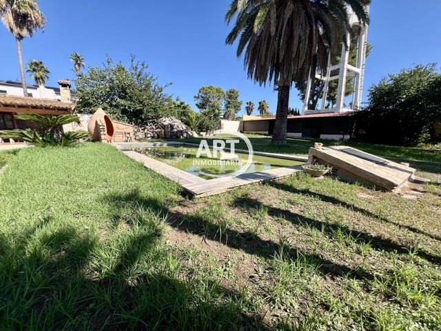 4 Zimmer Villa zu verkaufen in L'Eliana mit Pool Garage - 1.260.000 € (Ref: 9310475)