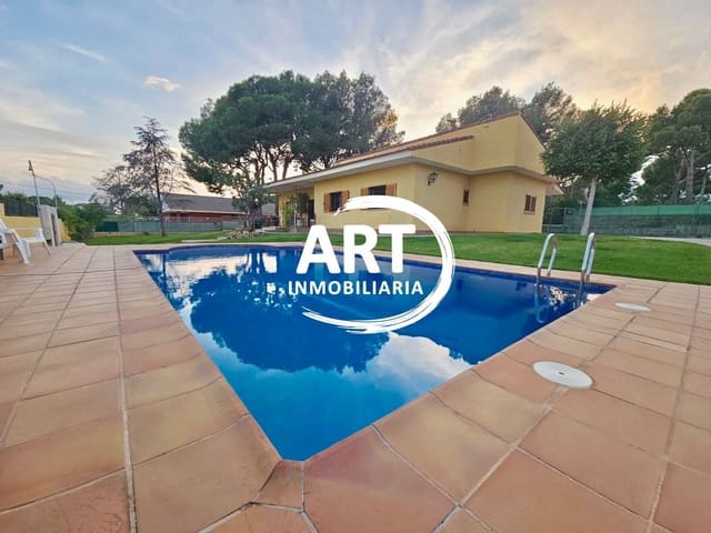 4 soverom Villa til salgs i La Pobla de Vallbona med svømmebasseng garasje - € 595 000 (Ref: 9325929)