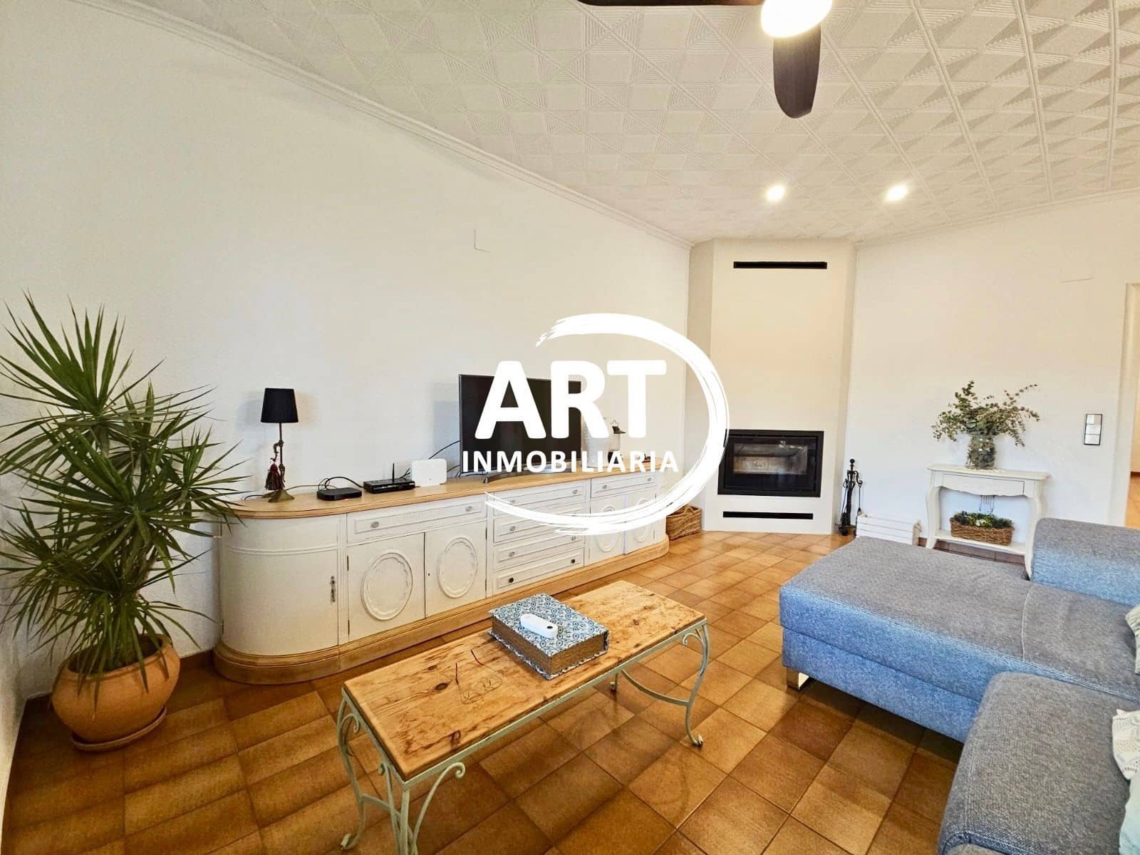 4 soverom Villa til salgs i La Pobla de Vallbona med svømmebasseng garasje - € 595 000 (Ref: 9325929)