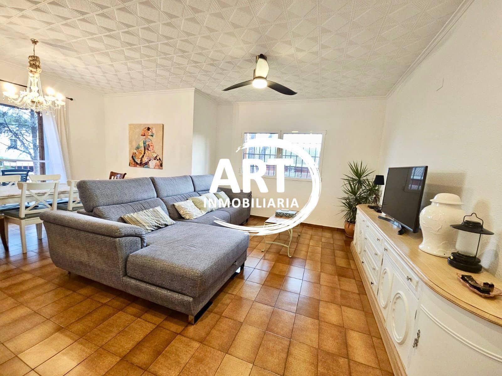 4 soverom Villa til salgs i La Pobla de Vallbona med svømmebasseng garasje - € 595 000 (Ref: 9325929)