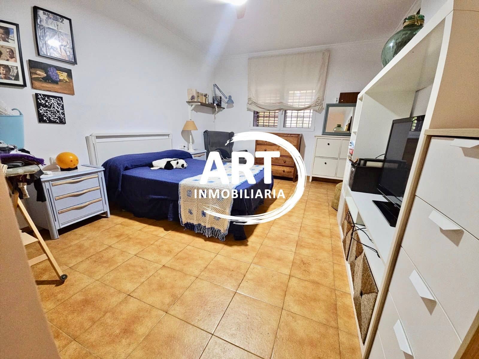 4 soverom Villa til salgs i La Pobla de Vallbona med svømmebasseng garasje - € 595 000 (Ref: 9325929)