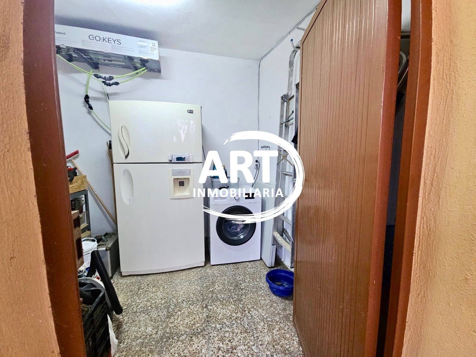 4 soverom Villa til salgs i La Pobla de Vallbona med svømmebasseng garasje - € 595 000 (Ref: 9325929)