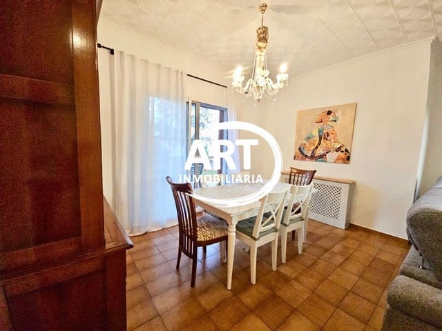 4 soverom Villa til salgs i La Pobla de Vallbona med svømmebasseng garasje - € 595 000 (Ref: 9325929)