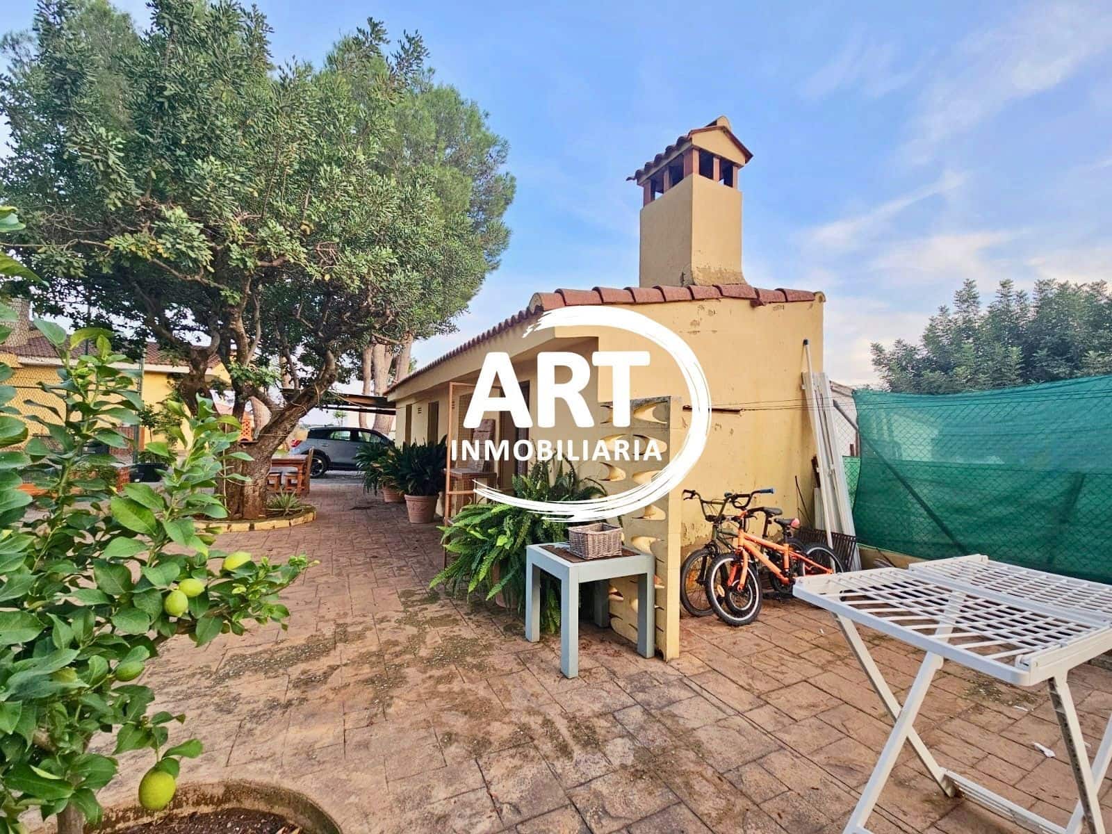 4 soverom Villa til salgs i La Pobla de Vallbona med svømmebasseng garasje - € 595 000 (Ref: 9325929)