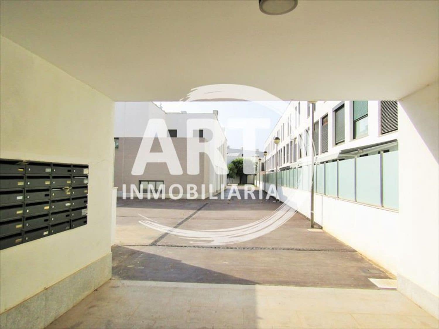 Casa de 3 habitaciones en San Antonio de Benagéber en alquiler con garaje - 1.500 € (Ref: 9334376)