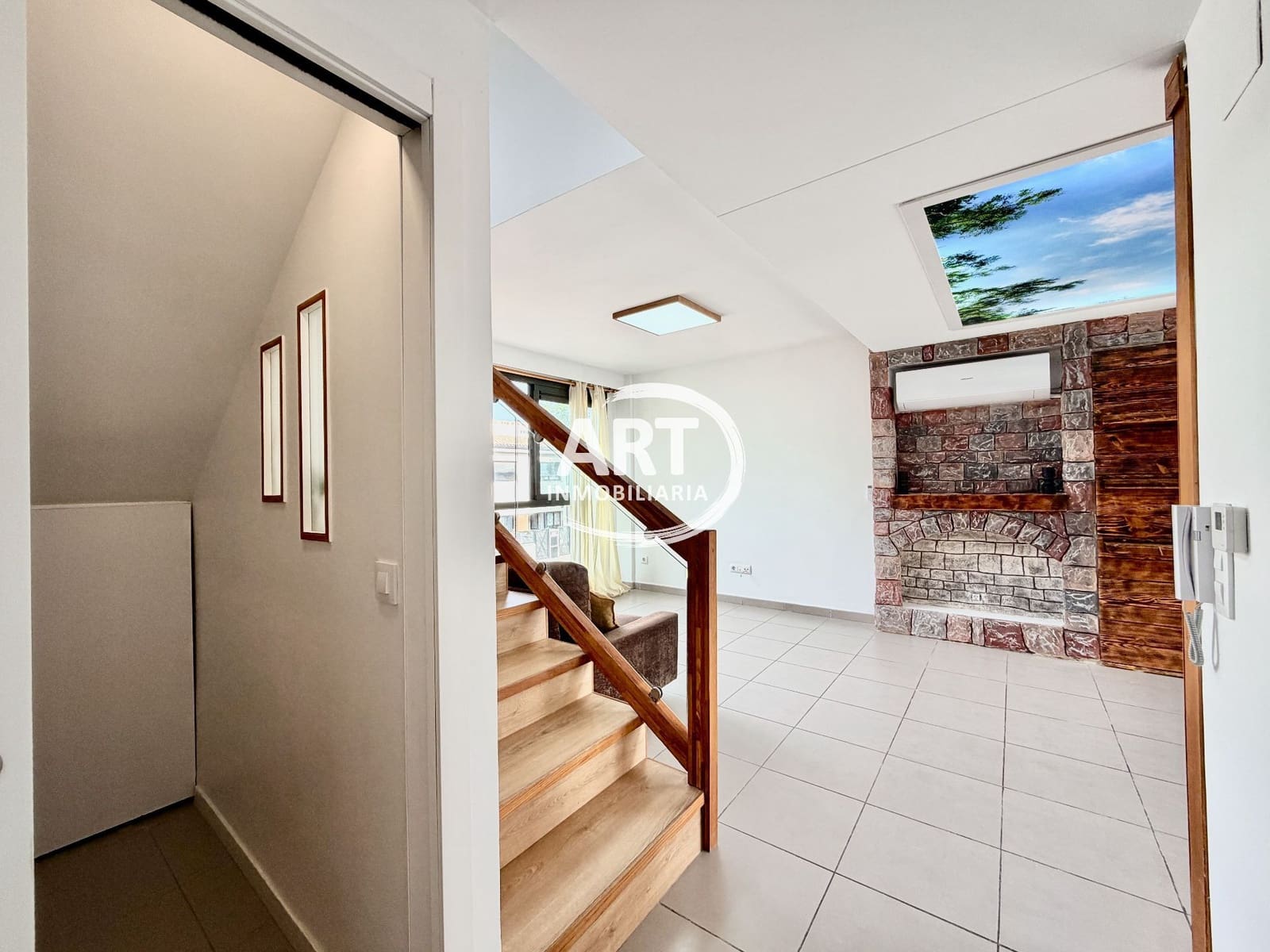 Casa de 3 habitaciones en San Antonio de Benagéber en alquiler con garaje - 1.500 € (Ref: 9334376)