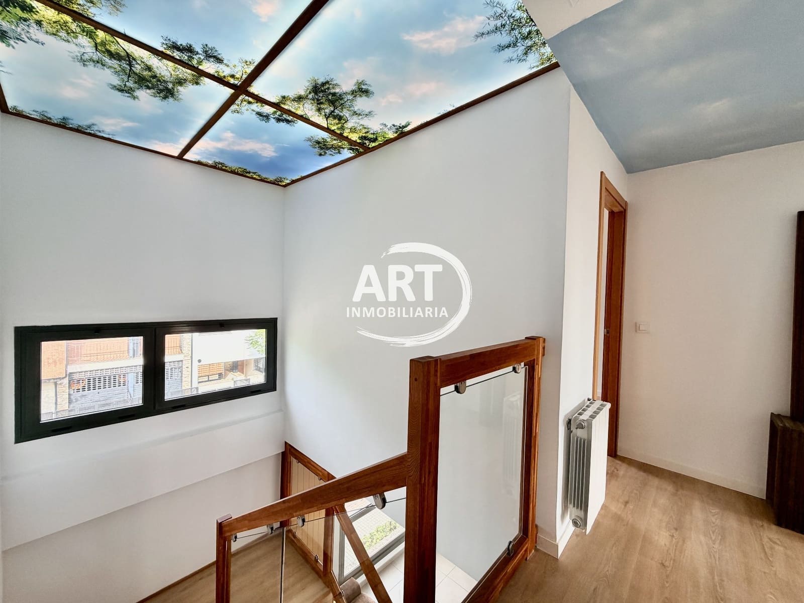 Casa de 3 habitaciones en San Antonio de Benagéber en alquiler con garaje - 1.500 € (Ref: 9334376)