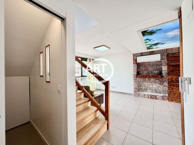 Casa de 3 habitaciones en San Antonio de Benagéber en alquiler con garaje - 1.500 € (Ref: 9334376)