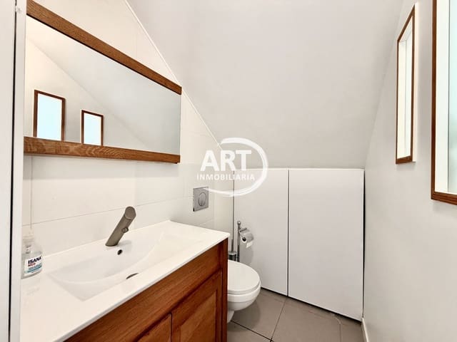Casa de 3 habitaciones en San Antonio de Benagéber en alquiler con garaje - 1.500 € (Ref: 9334376)