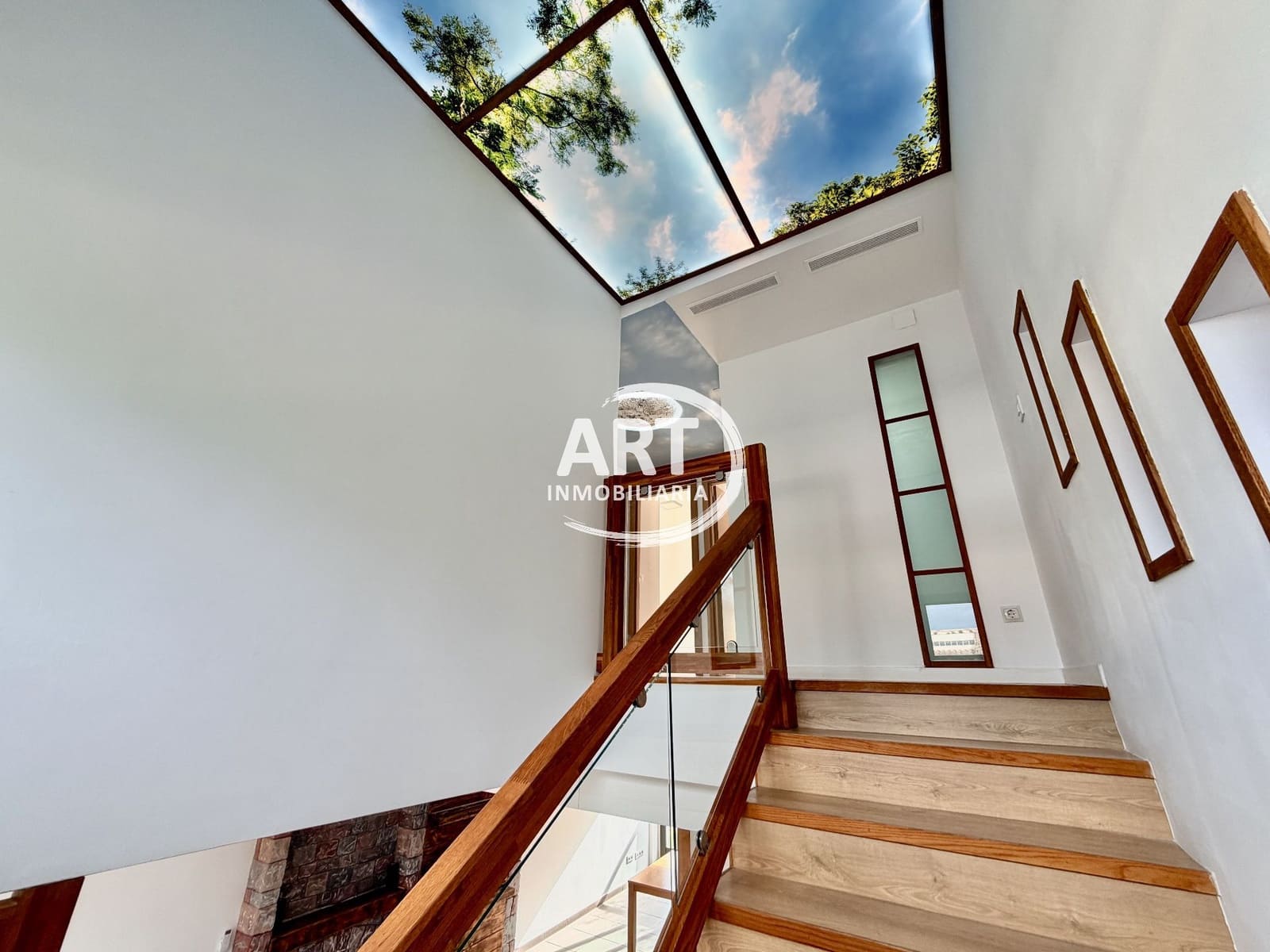 Casa de 3 habitaciones en San Antonio de Benagéber en alquiler con garaje - 1.500 € (Ref: 9334376)